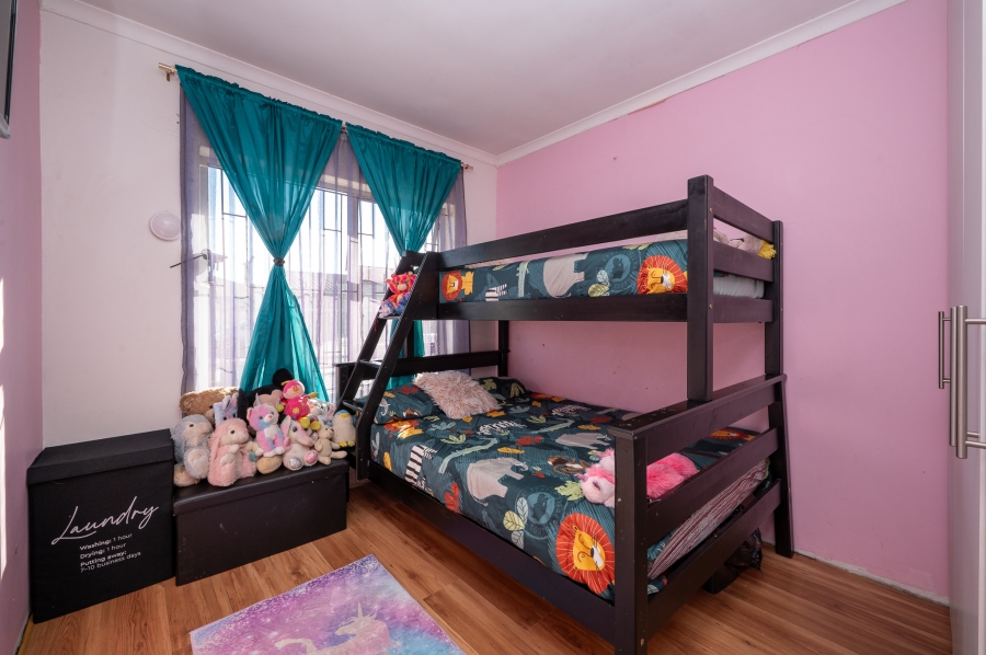 4 Bedroom Property for Sale in Perm Gardens Western Cape